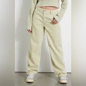 Levi's Baggy Dad Corduroy Jeans in Light Yellow/Green